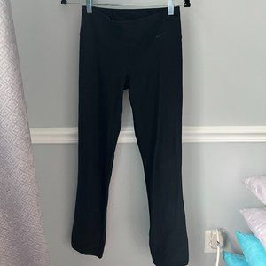Nike drifit yoga pants🖤